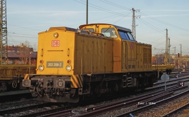 Diesellok 203 308-2, gelb    