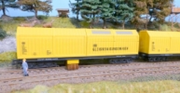 LUJX 8831 H0-Gleisstaubsaugerwagen DC